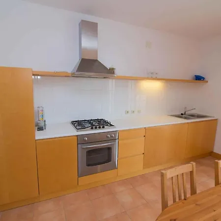 Apartment In 36588 *