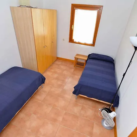 Apartment In 36588 *